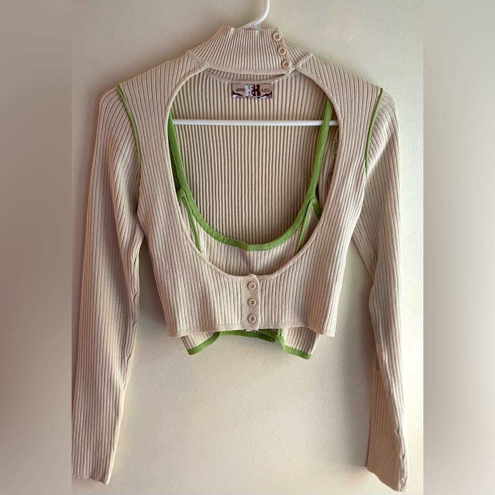 Whether the weather cut out top set